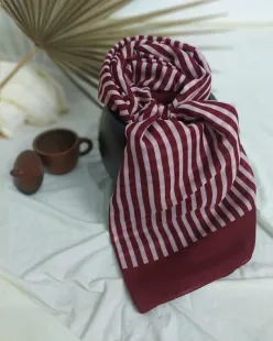 Scarf SCARF SQUARE MAROON<br>(AB-KR01-KRAA) 1 kr7